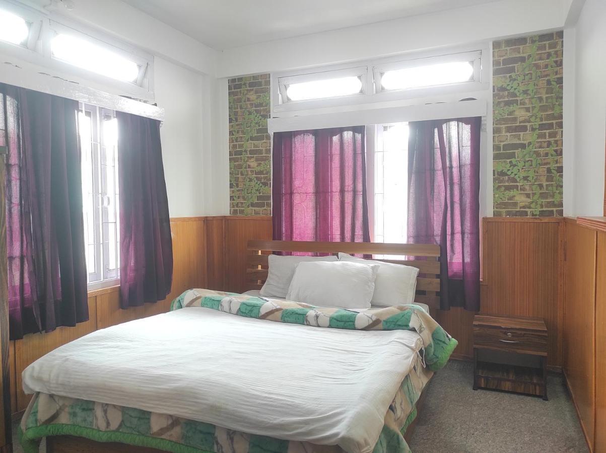 Hotel Tawang Regency Eksteriør bilde