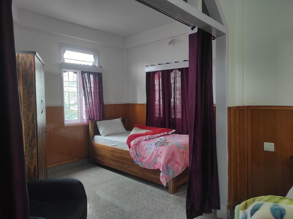 Hotel Tawang Regency Eksteriør bilde